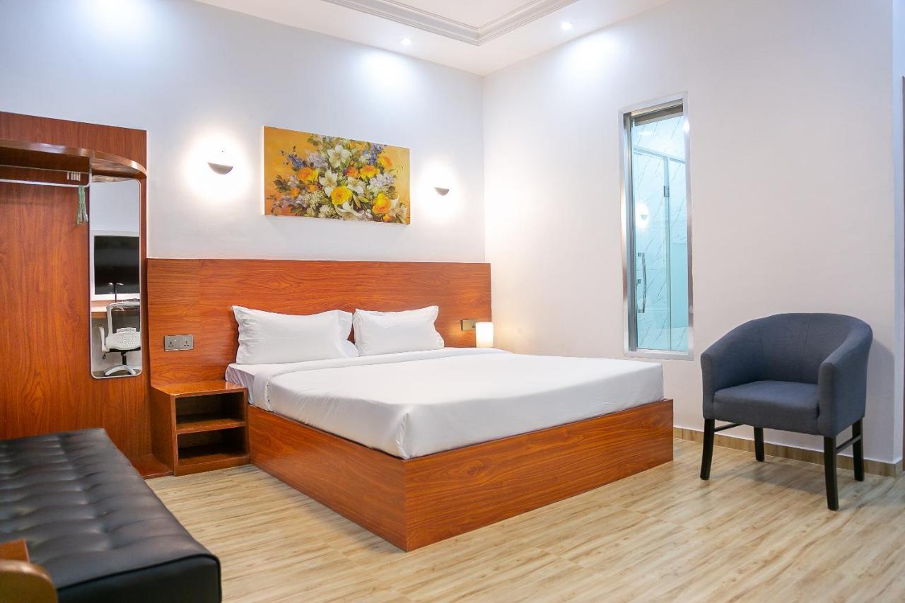 Hotel Totara دار السلام المظهر الخارجي الصورة