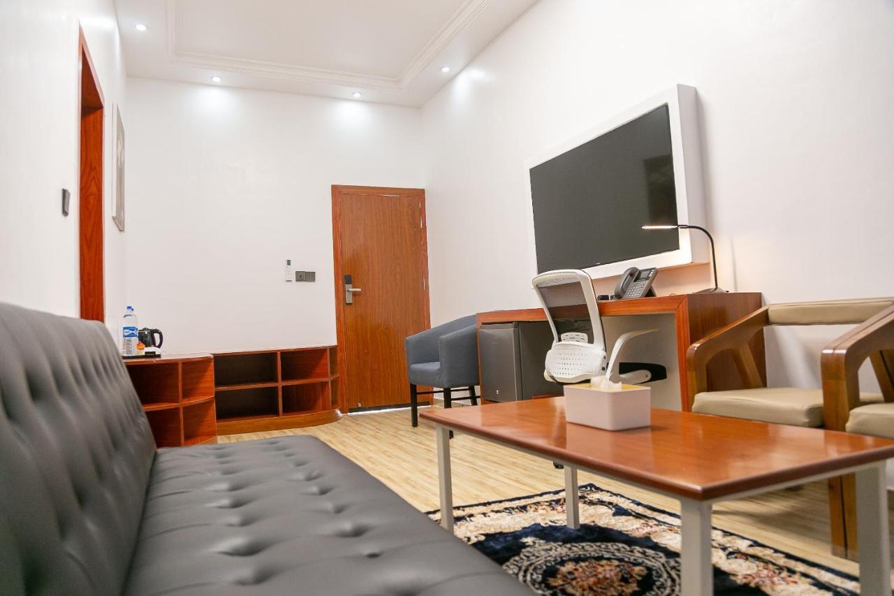 Hotel Totara دار السلام المظهر الخارجي الصورة
