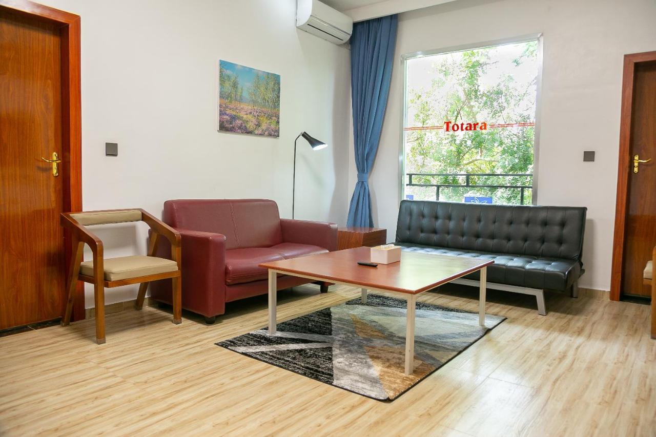 Hotel Totara دار السلام المظهر الخارجي الصورة